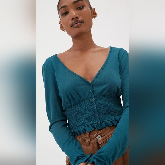 Urban Outfitters Tops - Urban Outfitters EUC Small Teal Button-Up Smocked Womens Crop Top